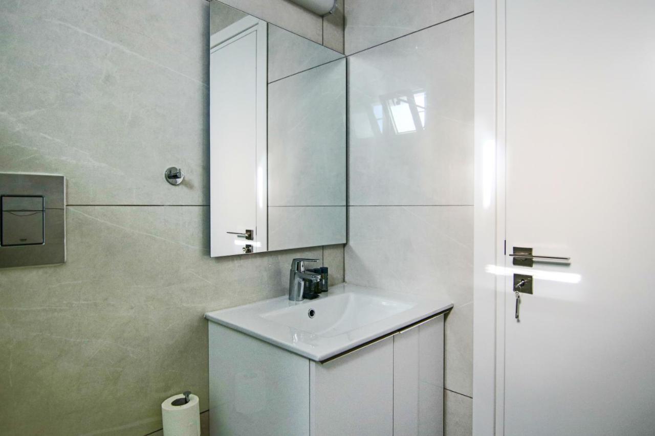 Phaedrus Living - Seaside Executive Flat Harbour 202 Apartment Paphos Ngoại thất bức ảnh